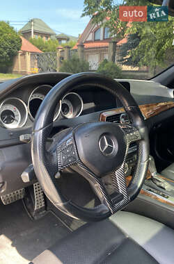 Седан Mercedes-Benz C-Class 2011 в 
