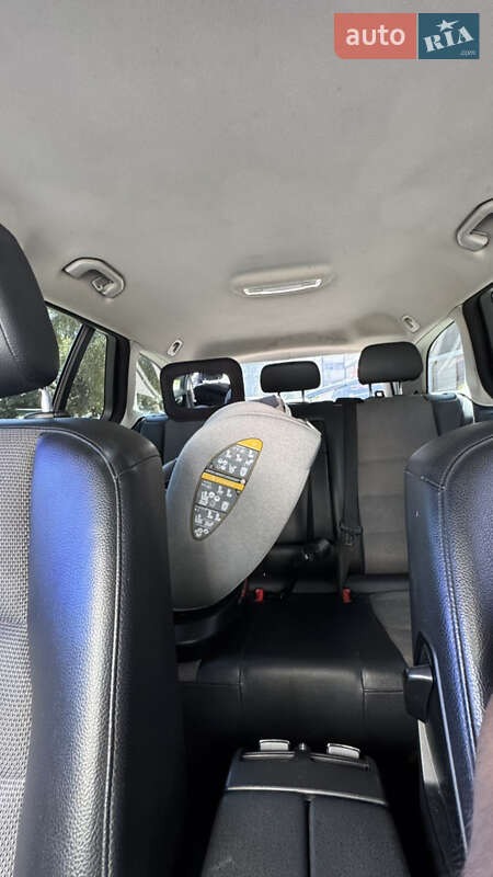 Универсал Mercedes-Benz C-Class 2008 в Черновцах