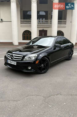 Седан Mercedes-Benz C-Class 2010 в Киеве