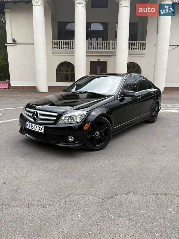 Седан Mercedes-Benz C-Class 2010 в Киеве