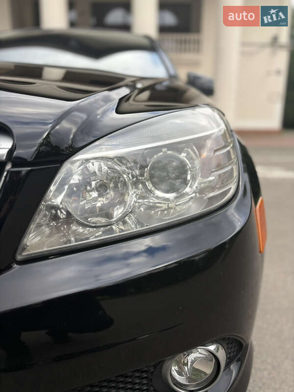Седан Mercedes-Benz C-Class 2010 в Киеве