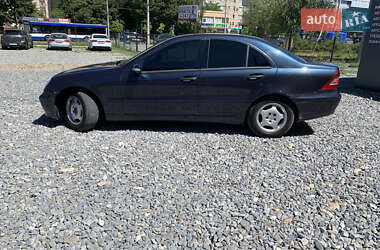 Седан Mercedes-Benz C-Class 2004 в 