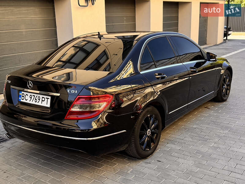 Седан Mercedes-Benz C-Class 2008 в Коломые
