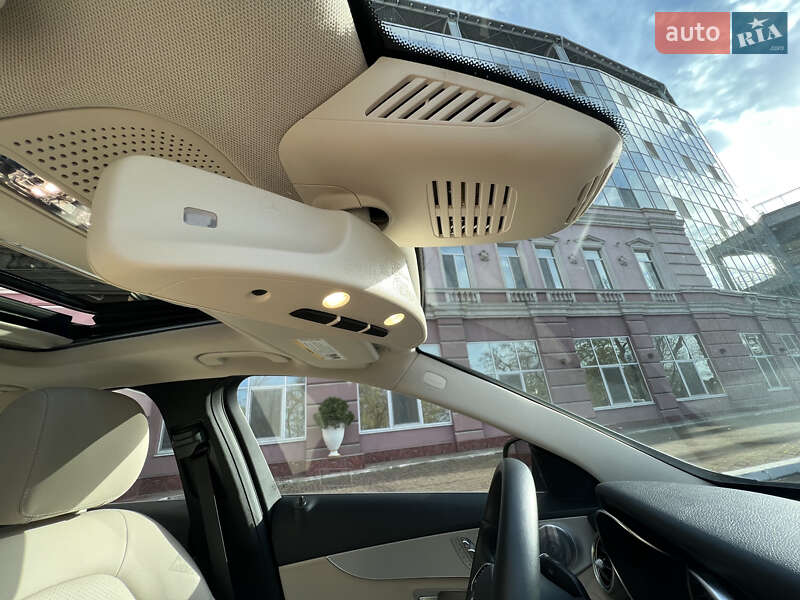 Седан Mercedes-Benz C-Class 2019 в Одесі