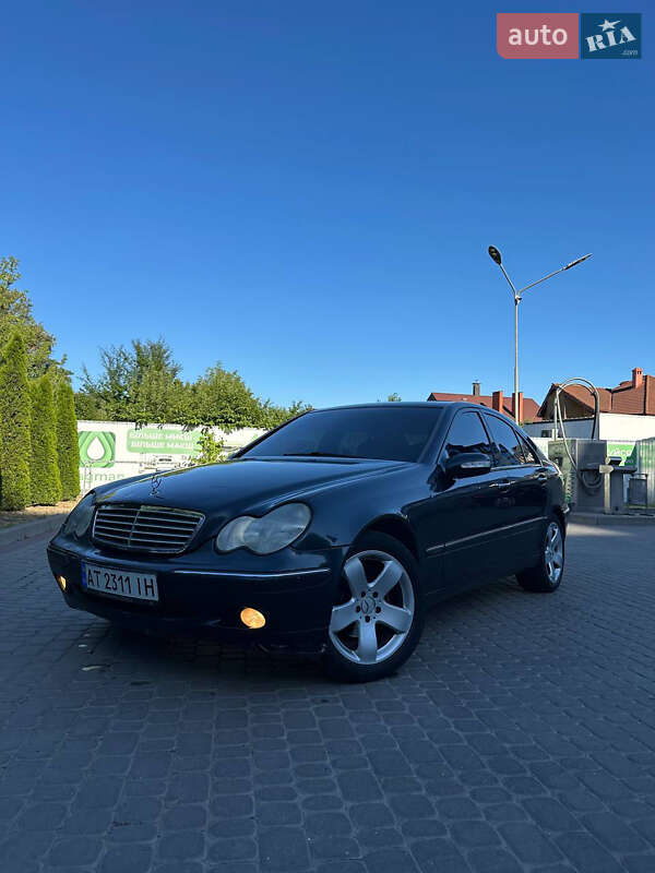 Mercedes-Benz C-Class 2002