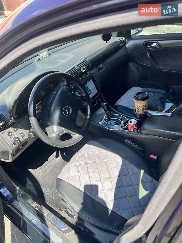 Седан Mercedes-Benz C-Class 2001 в Ужгороді
