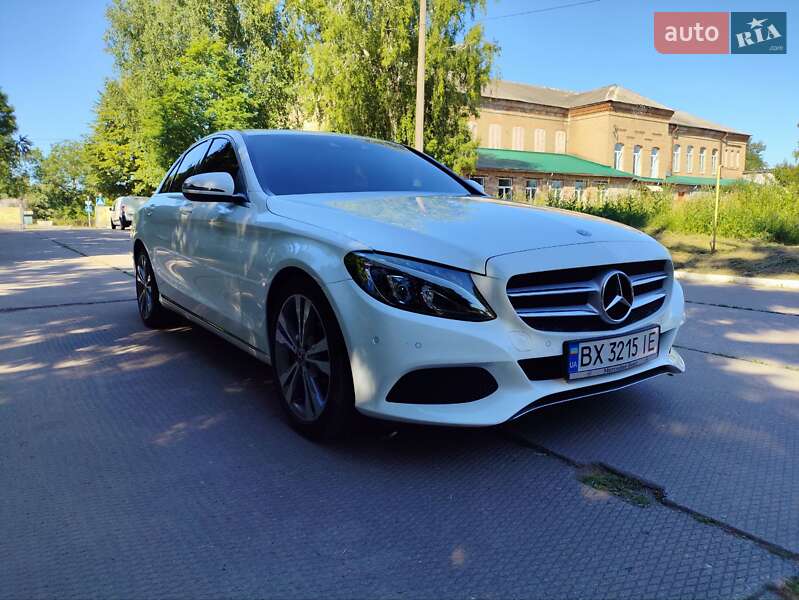 Mercedes-Benz C-Class 2017