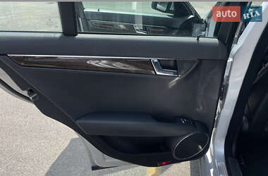 Седан Mercedes-Benz C-Class 2007 в 