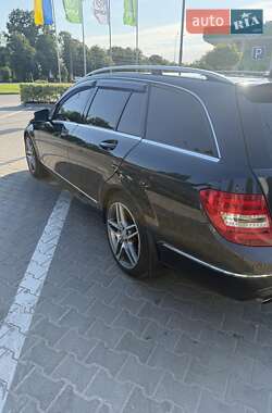 Универсал Mercedes-Benz C-Class 2011 в 