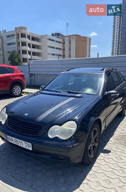 Универсал Mercedes-Benz C-Class 2001 в Киеве