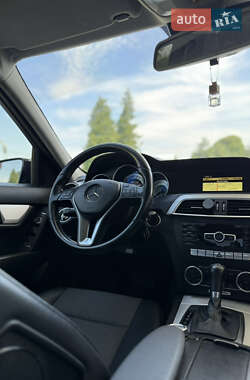Седан Mercedes-Benz C-Class 2012 в 