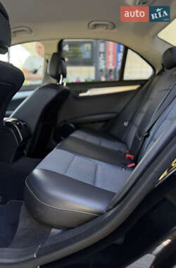 Седан Mercedes-Benz C-Class 2012 в 