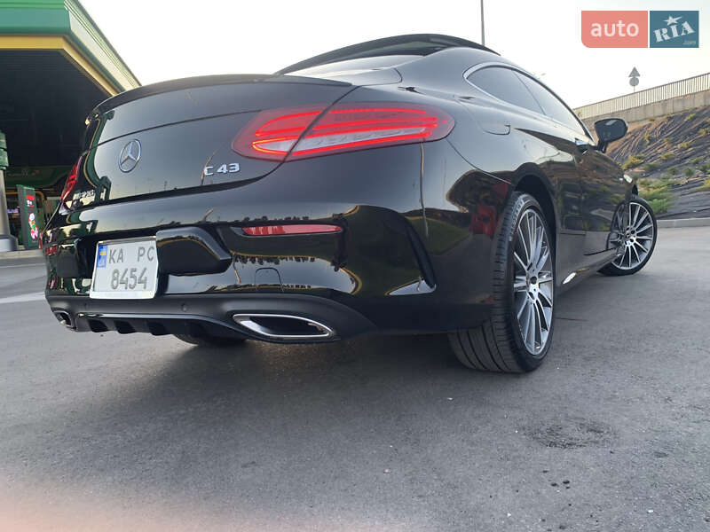 Купе Mercedes-Benz C-Class 2018 в Киеве фото 24 Купе Mercedes-Benz C-Class 2018 в Киеве