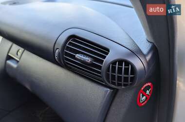 Седан Mercedes-Benz C-Class 2004 в 