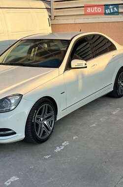 Седан Mercedes-Benz C-Class 2012 в 