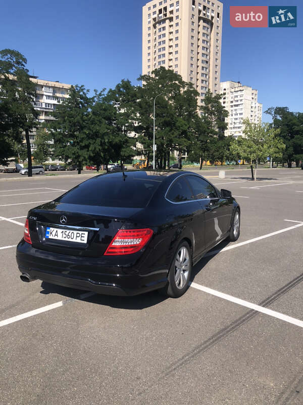 Купе Mercedes-Benz C-Class 2013 в Киеве