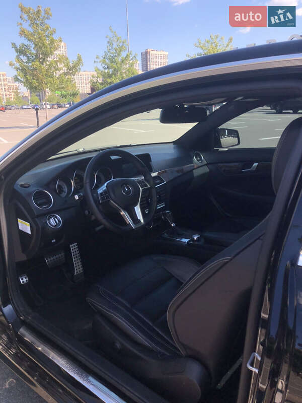 Купе Mercedes-Benz C-Class 2013 в Киеве