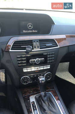 Купе Mercedes-Benz C-Class 2013 в 