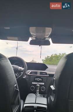 Универсал Mercedes-Benz C-Class 2011 в 