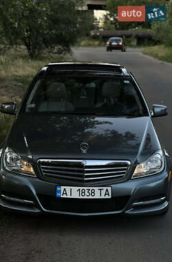 Седан Mercedes-Benz C-Class 2011 в 
