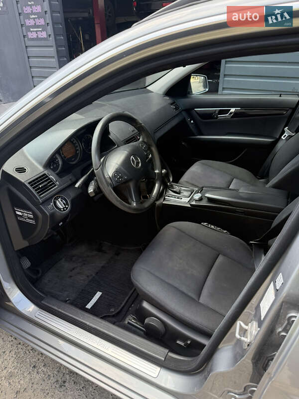 Універсал Mercedes-Benz C-Class 2008 в Києві