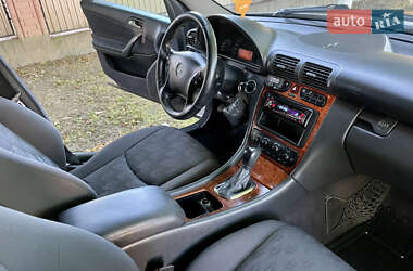 Седан Mercedes-Benz C-Class 2002 в 