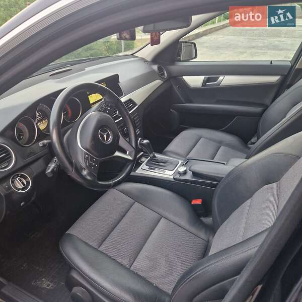 Универсал Mercedes-Benz C-Class 2012 в Тернополе