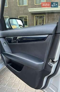 Седан Mercedes-Benz C-Class 2007 в 