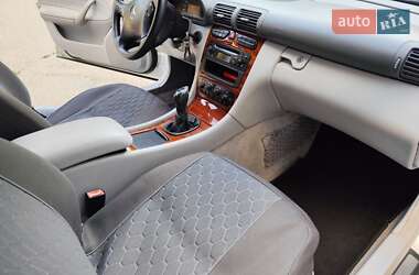 Універсал Mercedes-Benz C-Class 2003 в 