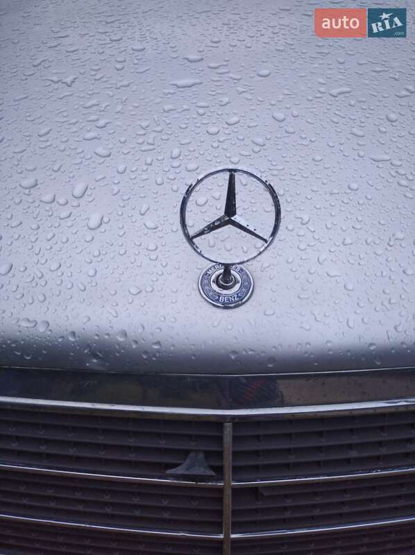 Седан Mercedes-Benz C-Class 1994 в Волочиске