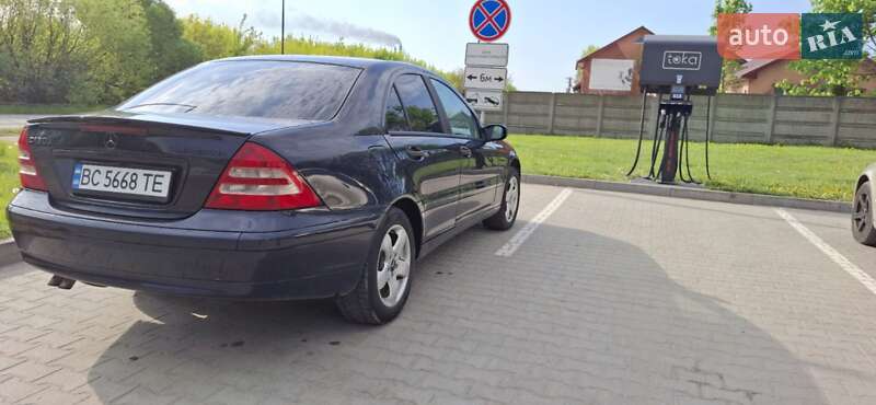 Седан Mercedes-Benz C-Class 2003 в Івано-Франківську
