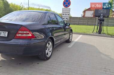 Седан Mercedes-Benz C-Class 2003 в 