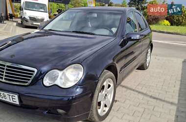 Седан Mercedes-Benz C-Class 2003 в 