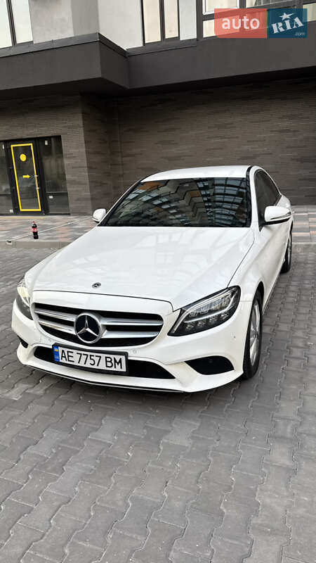 Mercedes-Benz C-Class 2018