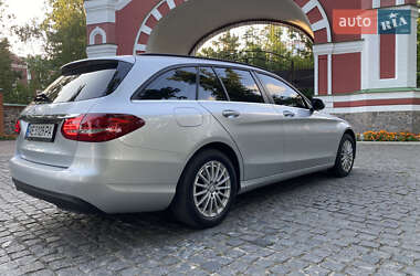 Універсал Mercedes-Benz C-Class 2015 в 