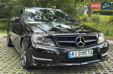 Купе Mercedes-Benz C-Class 2011 в Киеве