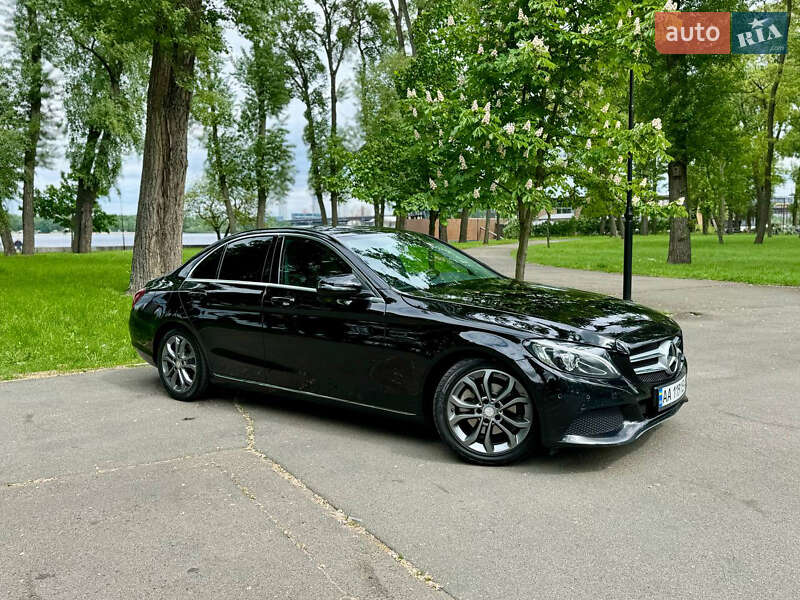 Седан Mercedes-Benz C-Class 2015 в Києві