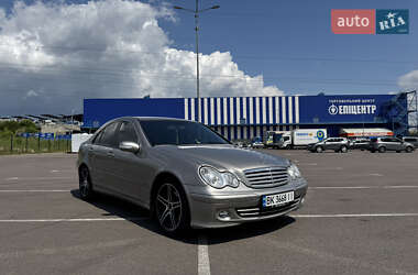 Седан Mercedes-Benz C-Class 2007 в Рівному