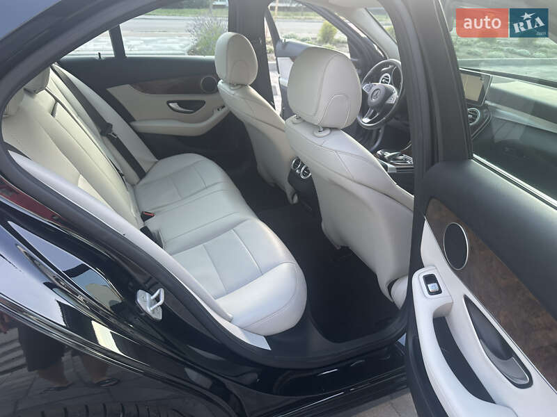 Седан Mercedes-Benz C-Class 2015 в Києві фото 31 Седан Mercedes-Benz C-Class 2015 в Києві