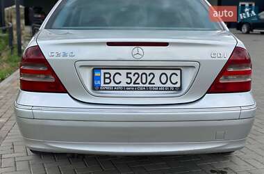 Седан Mercedes-Benz C-Class 2002 в 
