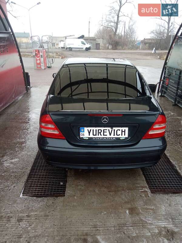 Седан Mercedes-Benz C-Class 2001 в Коростені фото 2 Седан Mercedes-Benz C-Class 2001 в Коростені