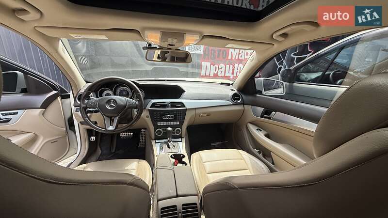 Купе Mercedes-Benz C-Class 2012 в Києві