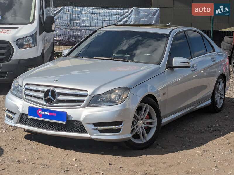 Седан Mercedes-Benz C-Class 2011 в Києві