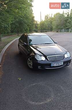 Седан Mercedes-Benz C-Class 2006 в Покрове