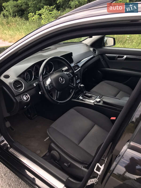 Універсал Mercedes-Benz C-Class 2013 в Калинівці