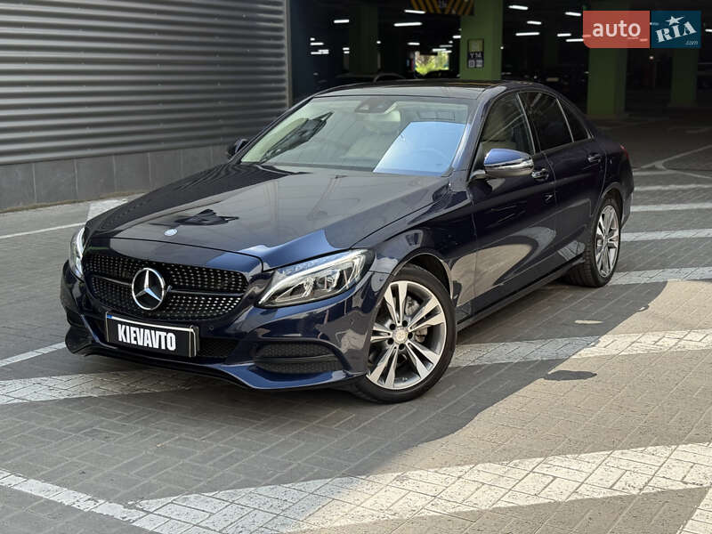 Седан Mercedes-Benz C-Class 2016 в Києві