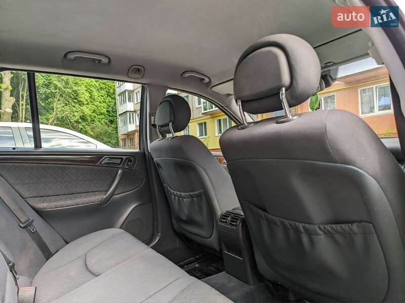 Универсал Mercedes-Benz C-Class 2003 в Тернополе