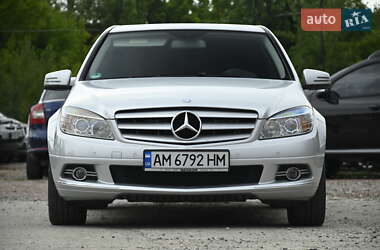 Седан Mercedes-Benz C-Class 2009 в 