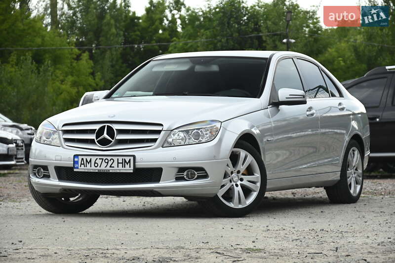 Седан Mercedes-Benz C-Class 2009 в Бердичеві