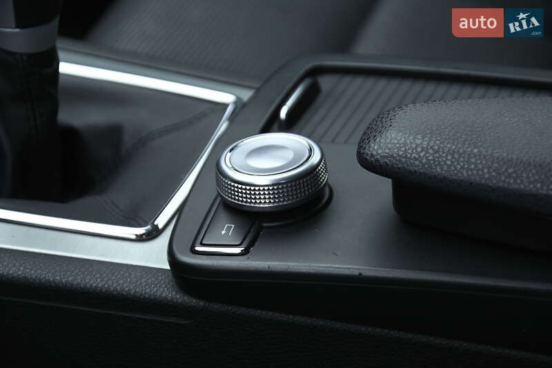 Седан Mercedes-Benz C-Class 2009 в Бердичеві